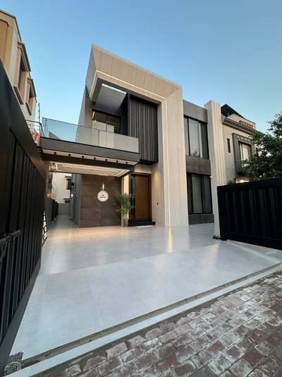 10 Marla Architect Designer house for sale hot location