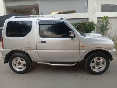 Suzuki jimny in mint condition available for sale