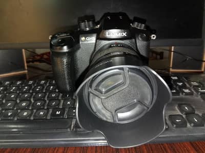 lumix gh5 with 12-35 f2.8