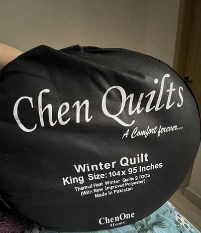 ChenOne Winter Quilt / Comforter king size – Brand New, Unopened