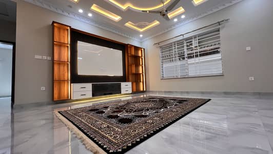 1 Kanal 50x90 Luxurious House For Sale In G-13 Islamabad