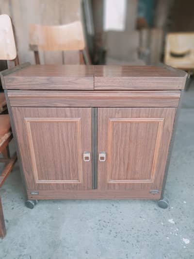 philips hostess trolley