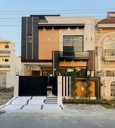 5 Marla Brand New Modern Elevation House For Sale In A1 Block Central Park Housing Scheme Lahore