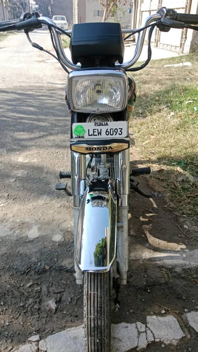 Honda CD 70 2018 Model All Geniene