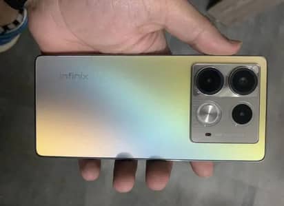 infinix Note 40 box and charger