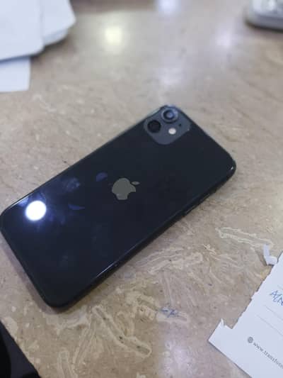 Iphone 11 gaming beast cell  03025271768 what's ap