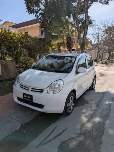 Toyota Passo,  XG  2012 import 2015, 1 owner  Army Car