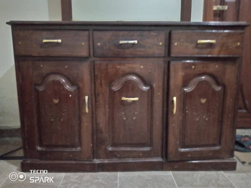 Dressing table available 1