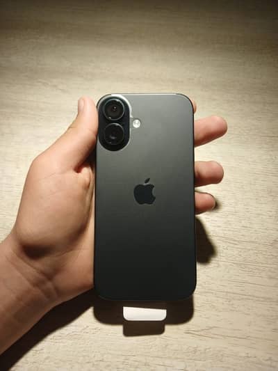 iPhone 16 non pta  22 cycle count first use 23 jan 2026