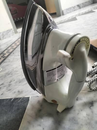 cloth iron