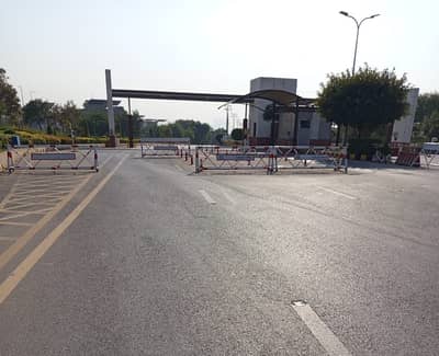 Gorgeous 3600 Square Feet Commercial Plot For sale Available In Naval Anchorage