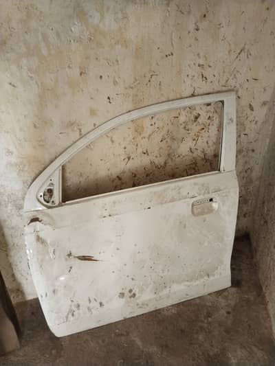 Alto new model door for sale