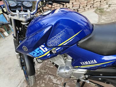 YaMaHa125G    . . . . . . . .