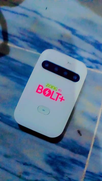 Zong 4G Device Bolt+unlocked for All Sims Fast and Portable