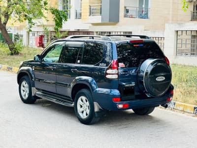 Land Cruiser Pardo 2007 Model 2013  UK Import