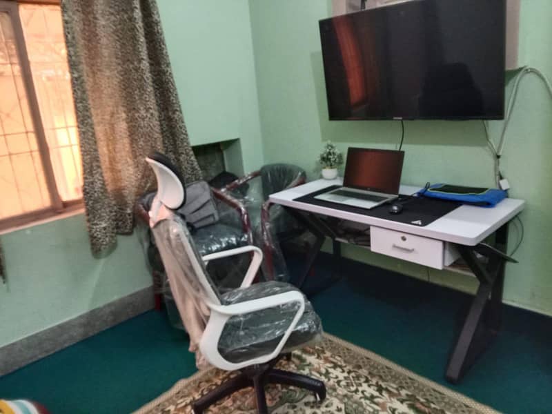 computer table&chair 1