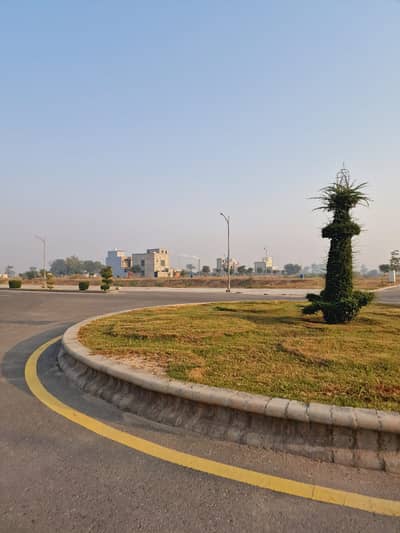 5 Marla Residential Plot In Between Houses Near Bahria Town