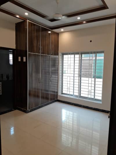 Wapda Town Upper Portion For Rent