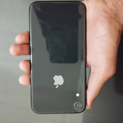Apple iPhone XR