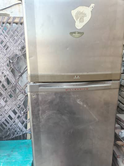 Dawlance company with stplazer is available at low price