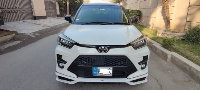 Toyota Raize Z 2020 Pearl White 4 Grade