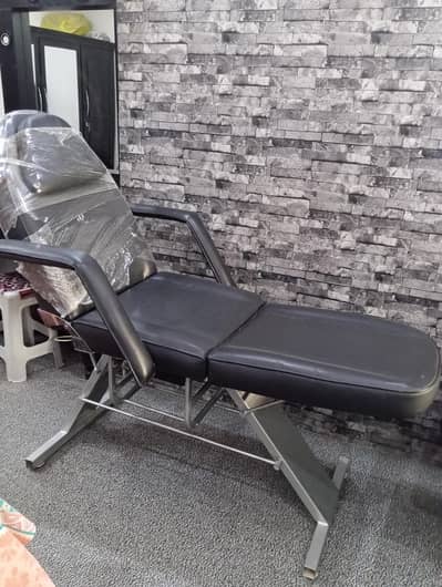 Facial Bed | Salon Bed