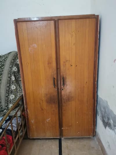 kaproo Wali Almari 2 doors