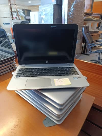 Laptop for sale in low price, 10/10