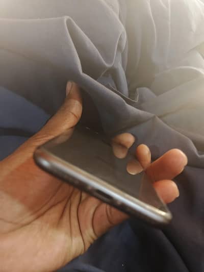 battery health 77 256 gb