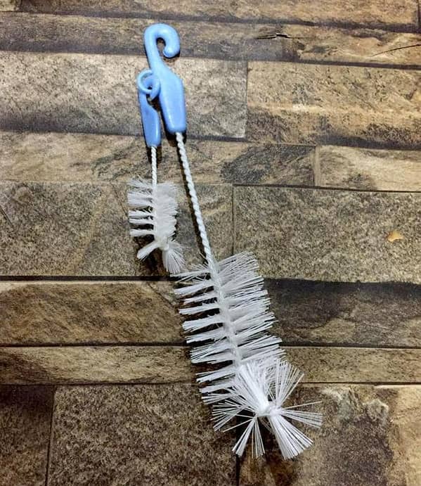 Feeder Cleaning Brush for Baby Bottles and Nipples – Bottle and Nipple Brush