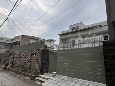 14 Marla Basement House For Sale .