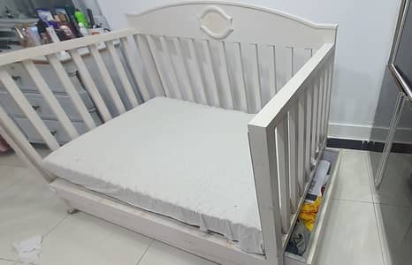 Big size solid wood cot