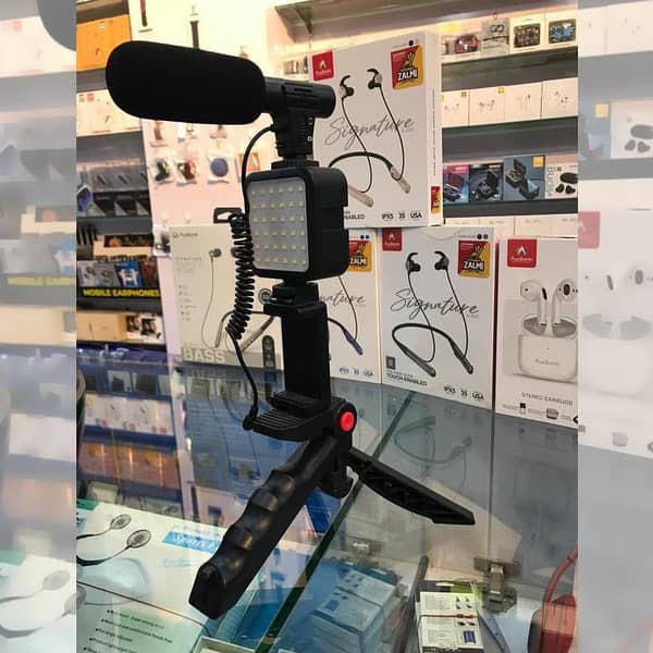 Vlogging Kit: Mini Tripod with Microphone, LED Light, and Phone Holder for Live Recording