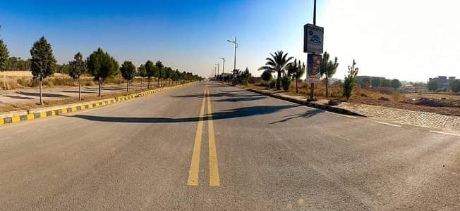 Top City 1 - Block D Residential Plot Sized 10 Marla For sale