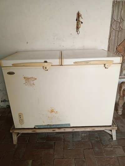 Deep freezer for sell