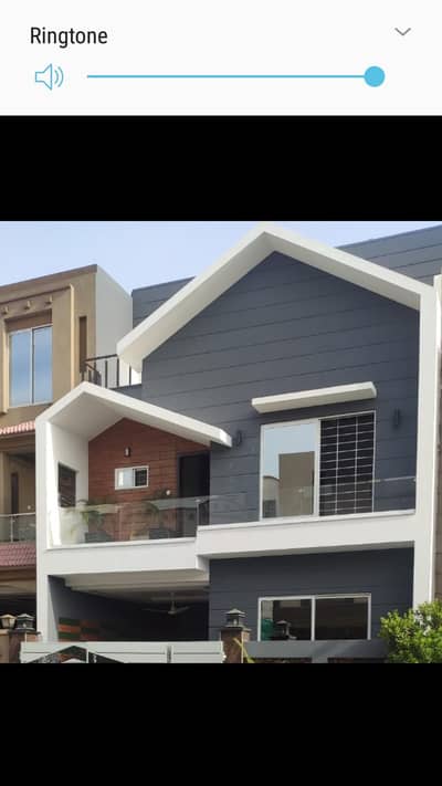 Rockwall & Graphy - Auto Garafi -rockwall - paint Polish - Wall Paint