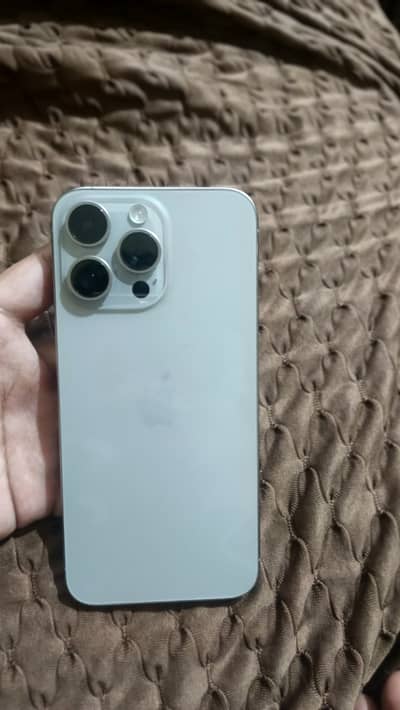 iPhone 15 pro max jv