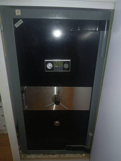 Heavy Duty Security Vault