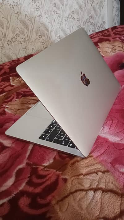 MacBook pro 16/512gb