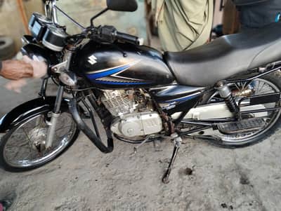 150 bike genuine condition mein hai