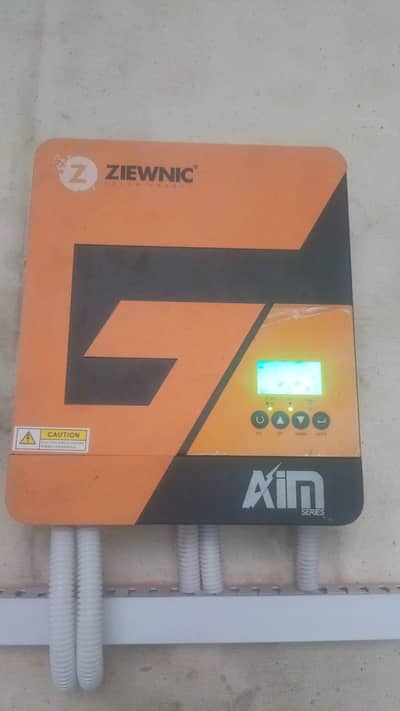 zewnic 3kw 4000pv 24volt