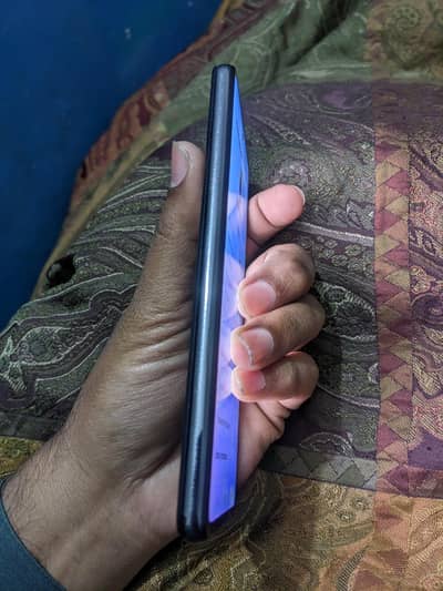 Samsung A72 8gb,128gb official pta