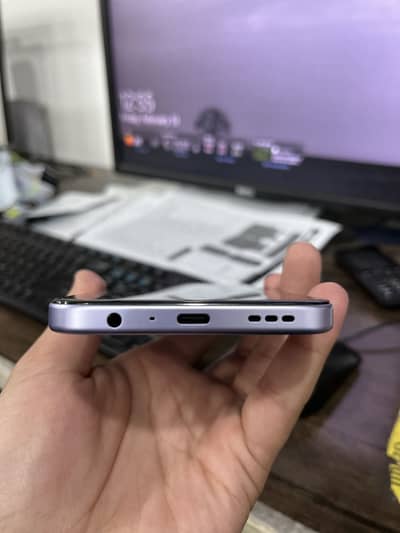 OPPO A6x    Memory : 6 / 128