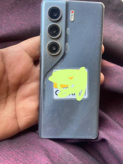 TECNO CAMON 40 PRO  8+8/256 GB