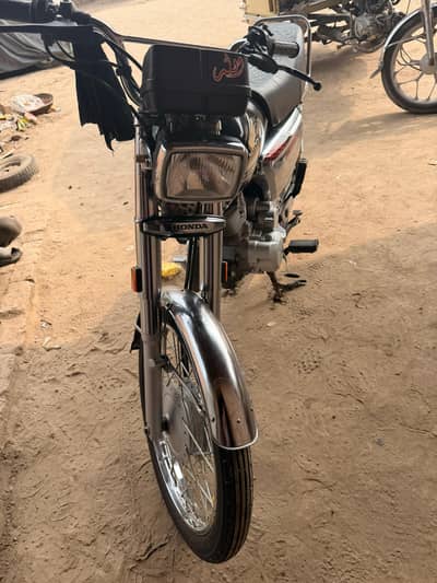 HONDA CG 125 Selt start Black silver 2025 unregistered 0308/49000/22