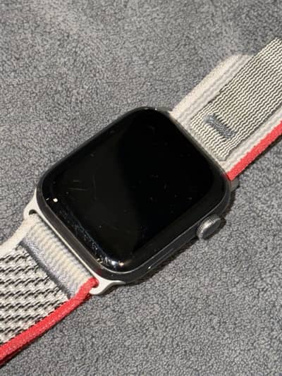 Apple Watch SE 1st GEN 44mm