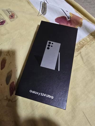 12/256 GB. Box Pack Dubai import