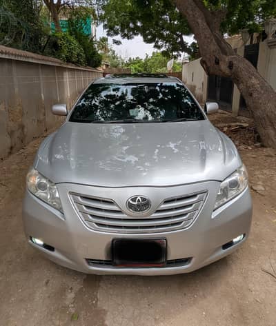 Toyota Camry 2.4 Upper-spec