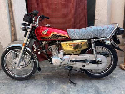 Honda CG24 special edition Golden. O3O8-56-88-797. Punjab register