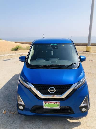 Nissan Dayz Highway star s-hybrid pro pilot(Top of the Line)